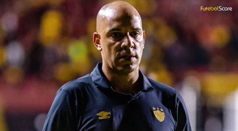 Sport demite Pepa após derrota para o Fluminense e amarga a lanterna do Brasileirão